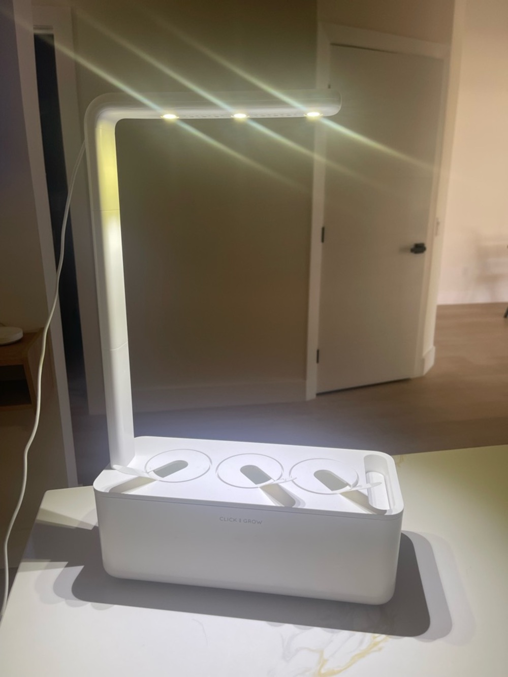 Click & Grow 3-Pod Indoor Smart Garden - White LED